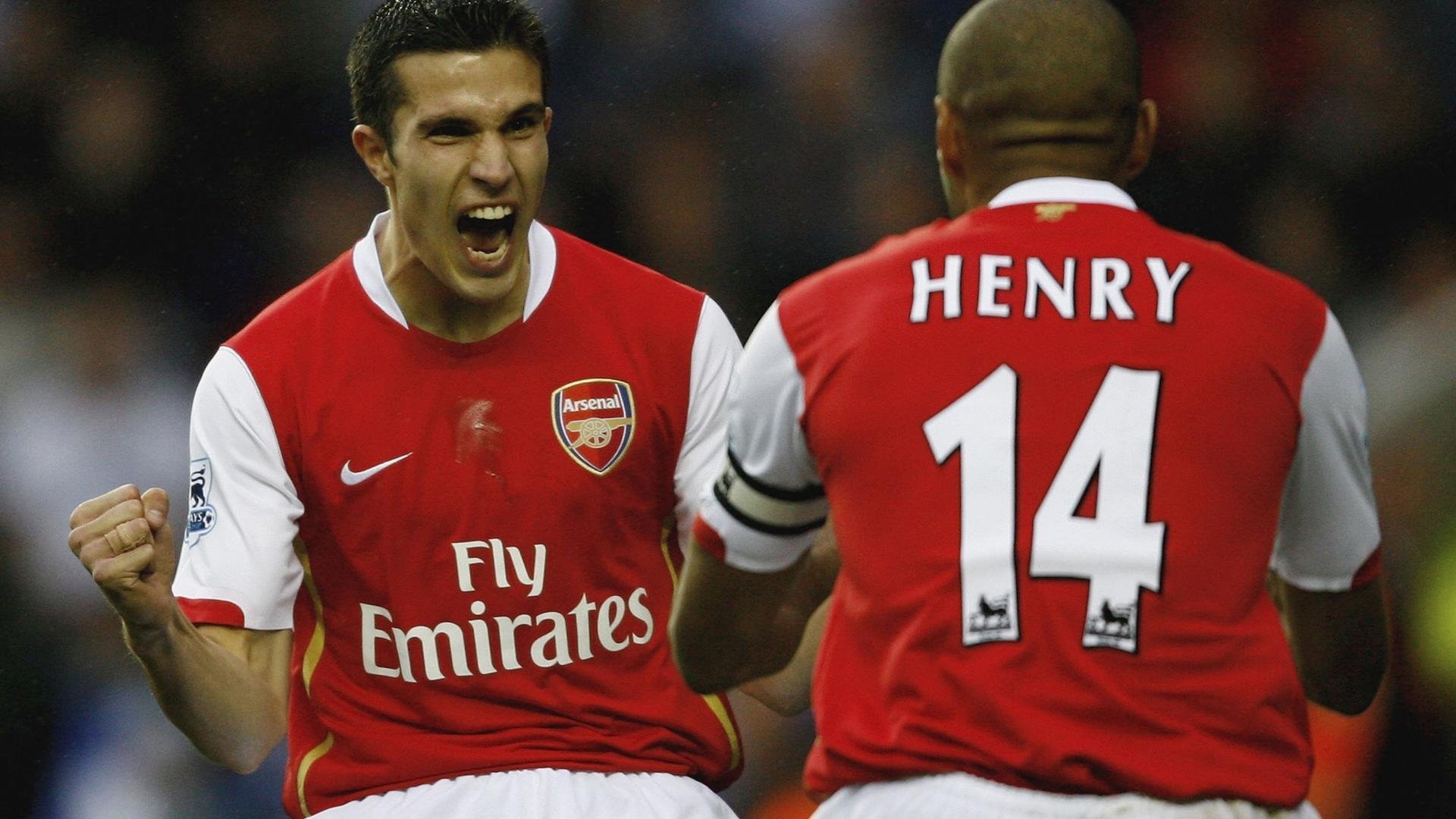 “热刺反击猛烈,阿仙奴防线挑战升级”